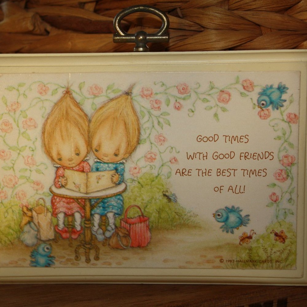 VINTAGE 1983 HALLMARK GOOD FRIENDS PLAQUE - Picture 2 of 8